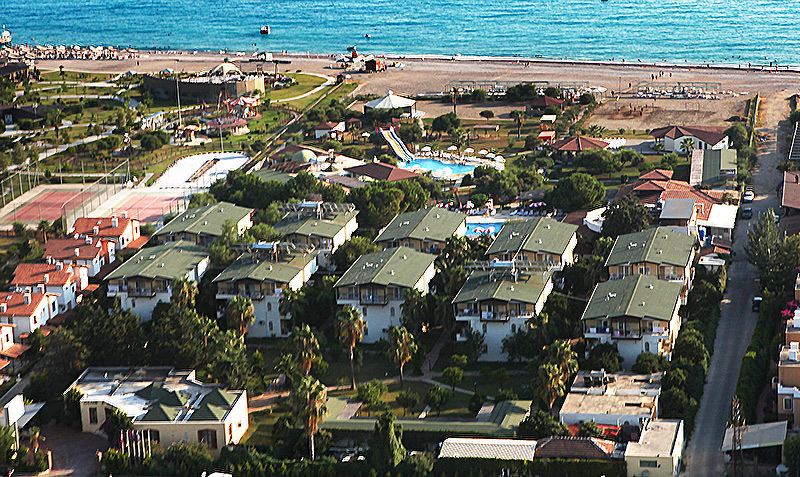 Club Serena Beach